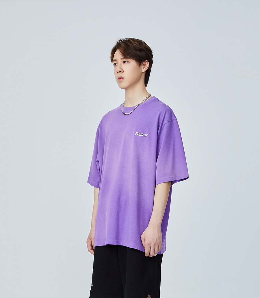 FOURTRY紫色晕染反光logo T恤 21SS01PU29X